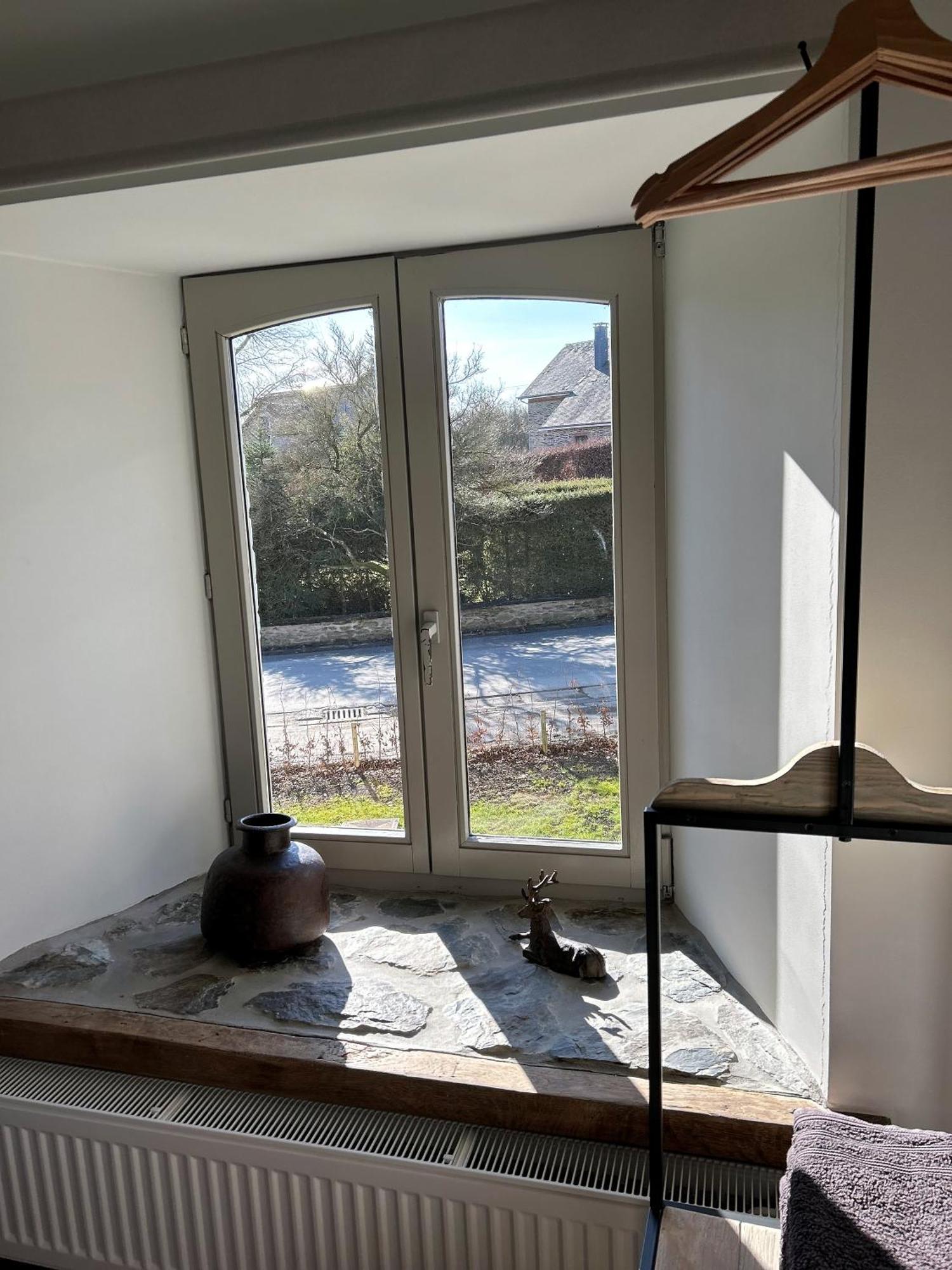 B&B Le Nid d'Hirondelle Houffalize Esterno foto